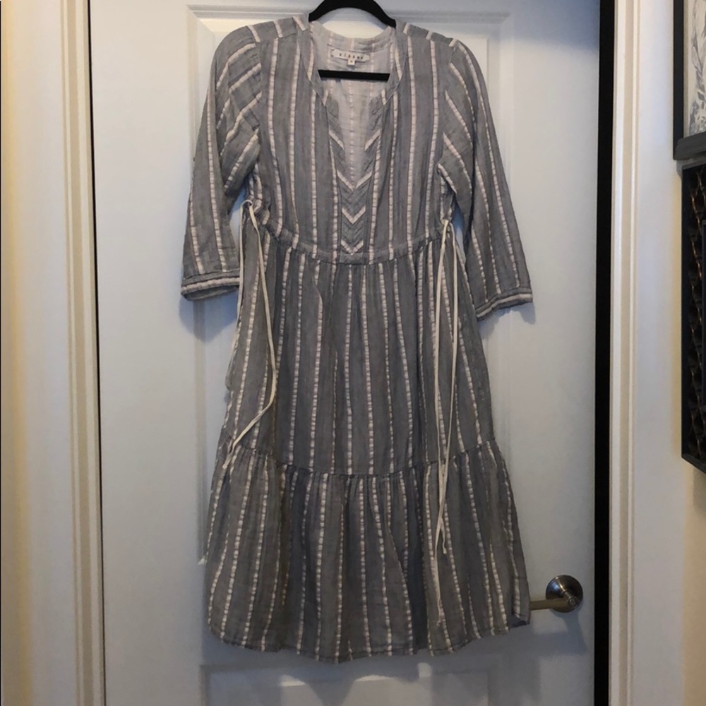 Midi length Xirena Dress